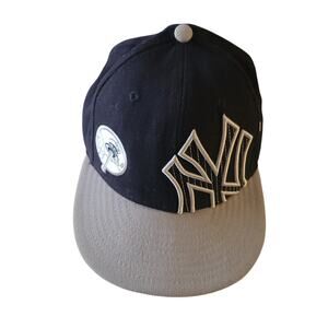 New Era 59Fifty New York Yankees Fitted Hat Sz 7 1/4 Navy/Gray/Silver